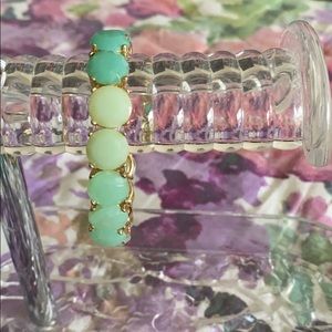 Green loft bracelet